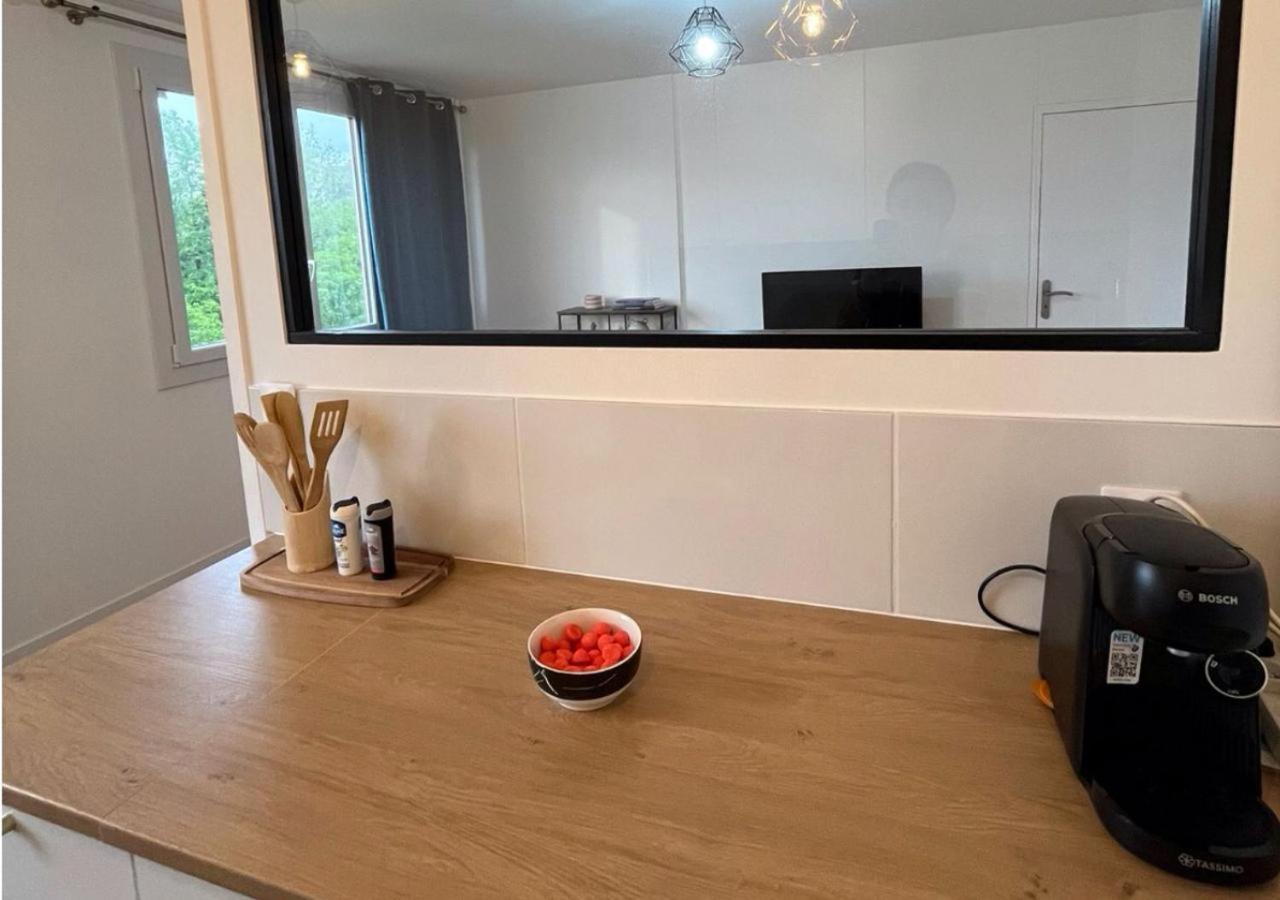 Le Montreuillois ! Parking Prive Et Metro A Proximite Apartment Bagian luar foto